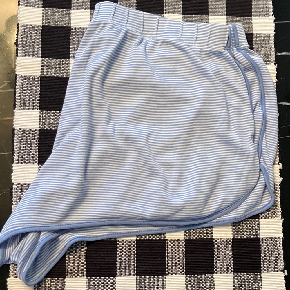 Lake Pima cotton striped shorts in Hydrangea - Picture 6 of 6